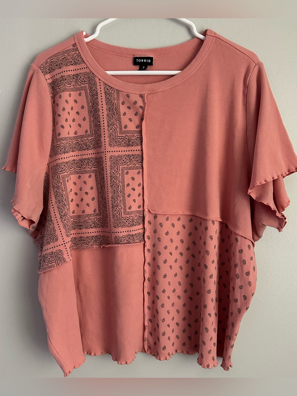 Torrid 3 Pink Patchwork Bandana Knit Top oversized crop womens 3xl ribbed tee 3x